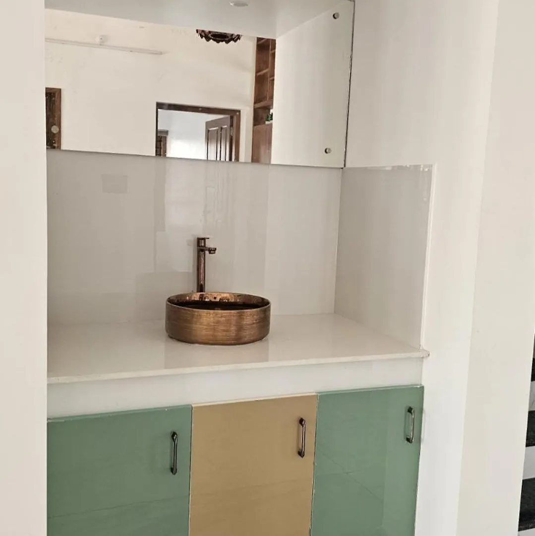 Lotus Munroe Homestay Mundrothuruth
